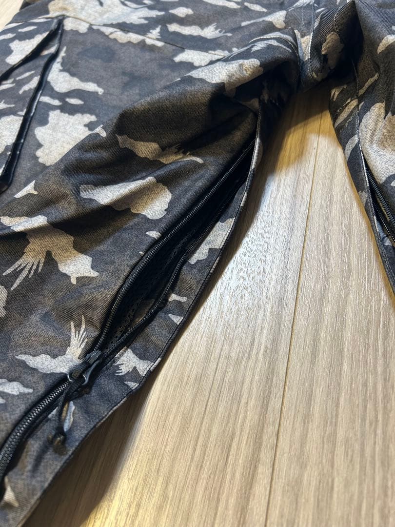 『早い者勝ち￼！！！』UNDER ARMOUR スキーウェア上下セット