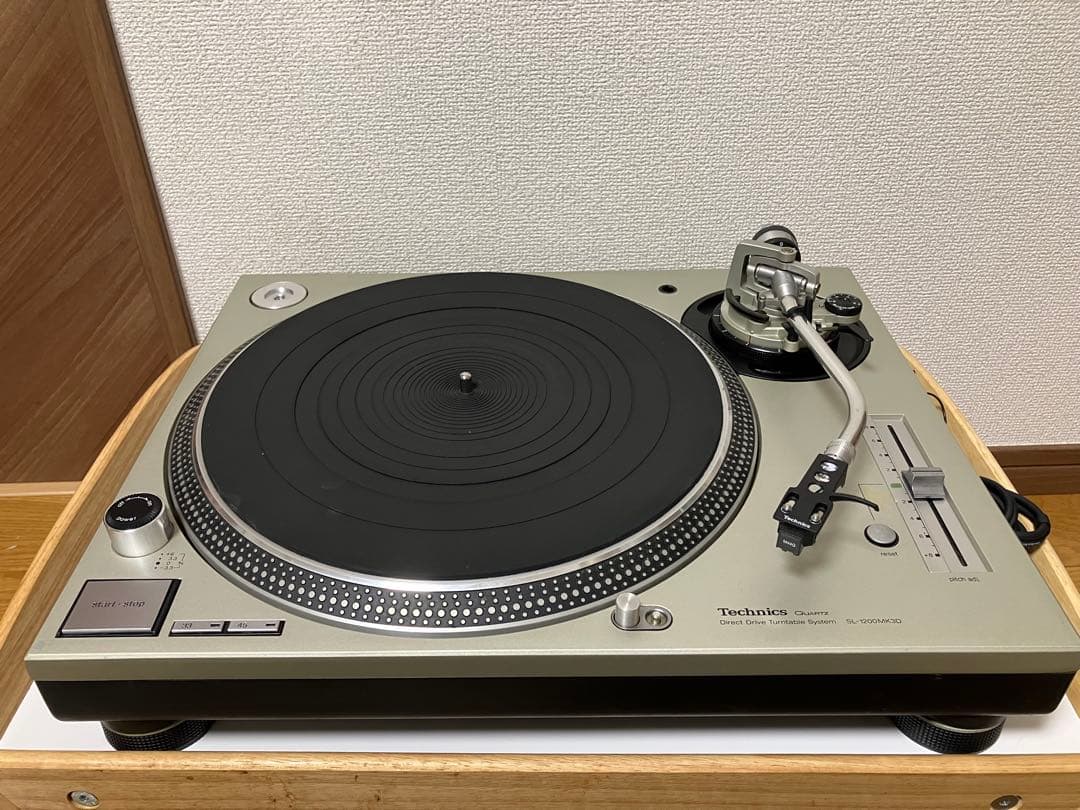 【Technics ターンテーブルシステム】SL-1200MK3D テクニクス