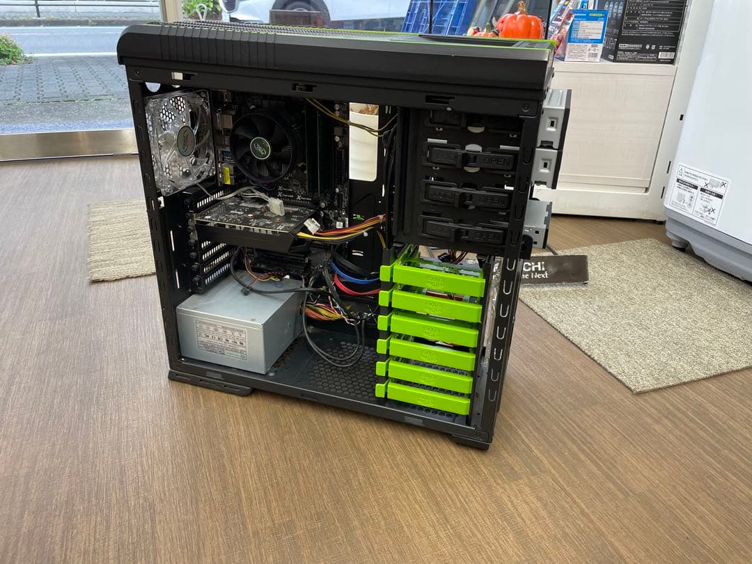 か*ど様 Cooler Master NVIDIAデザイン PCケースジャンク品