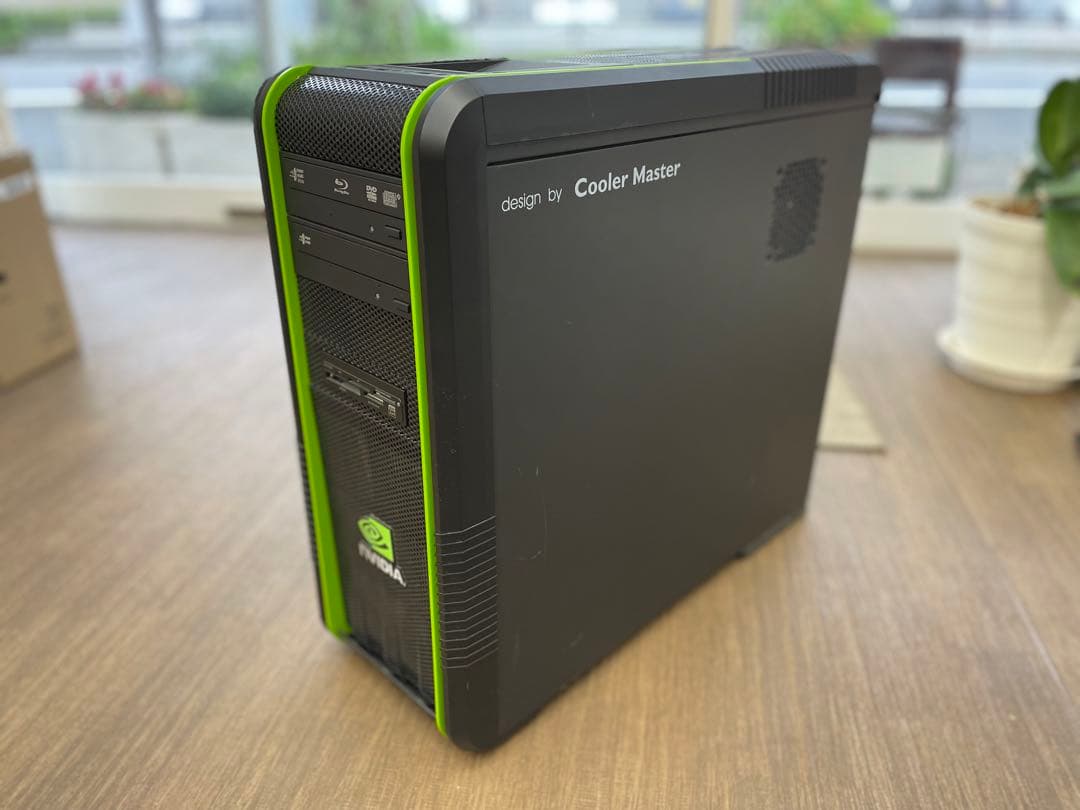 か*ど様 Cooler Master NVIDIAデザイン PCケースジャンク品