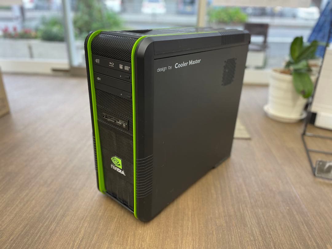 か*ど様 Cooler Master NVIDIAデザイン PCケースジャンク品