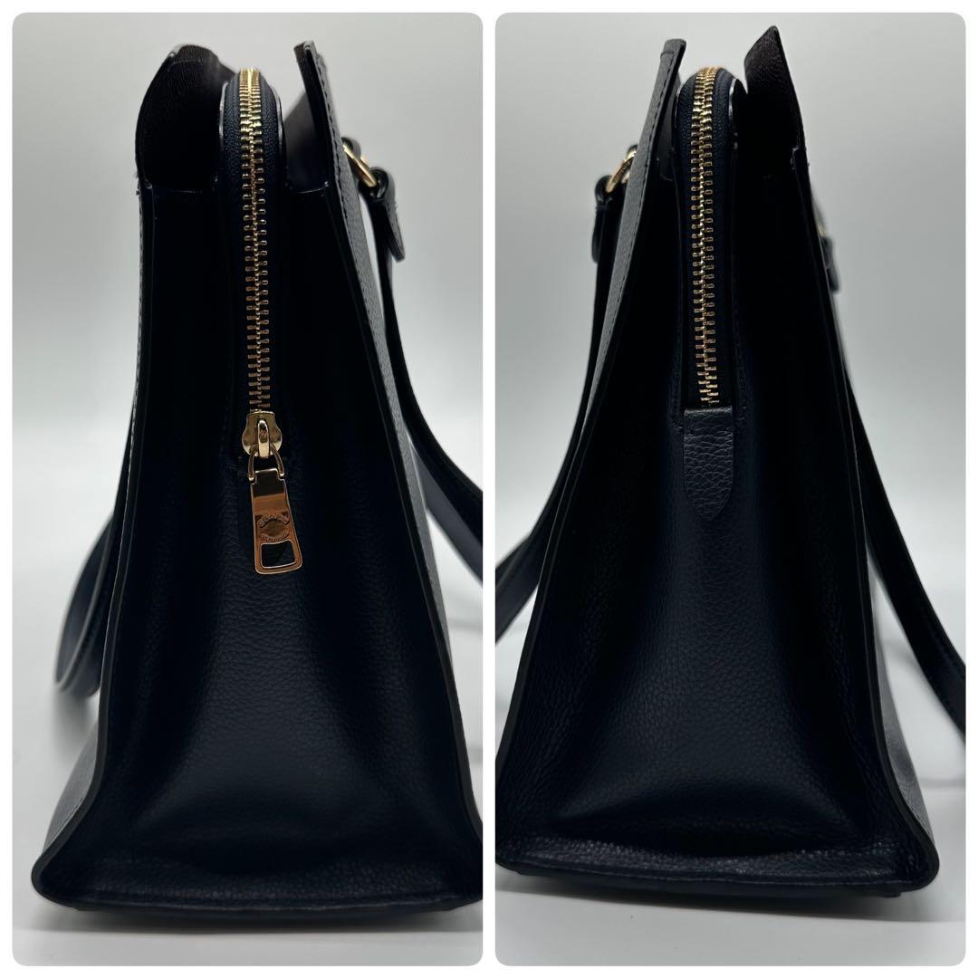 COACH テイタム レザートート ハンド　ビジネスバッグ　ネイビー