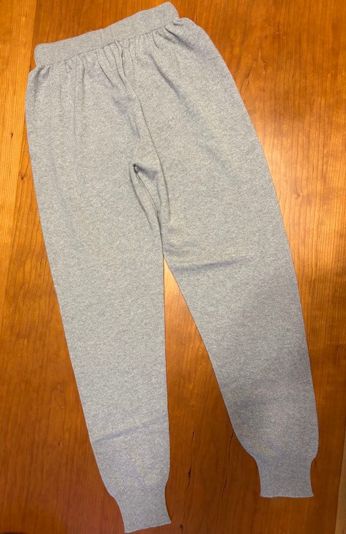 【未使用品】ファビアナフィリップ　カシミヤシルク入りニットパンツ