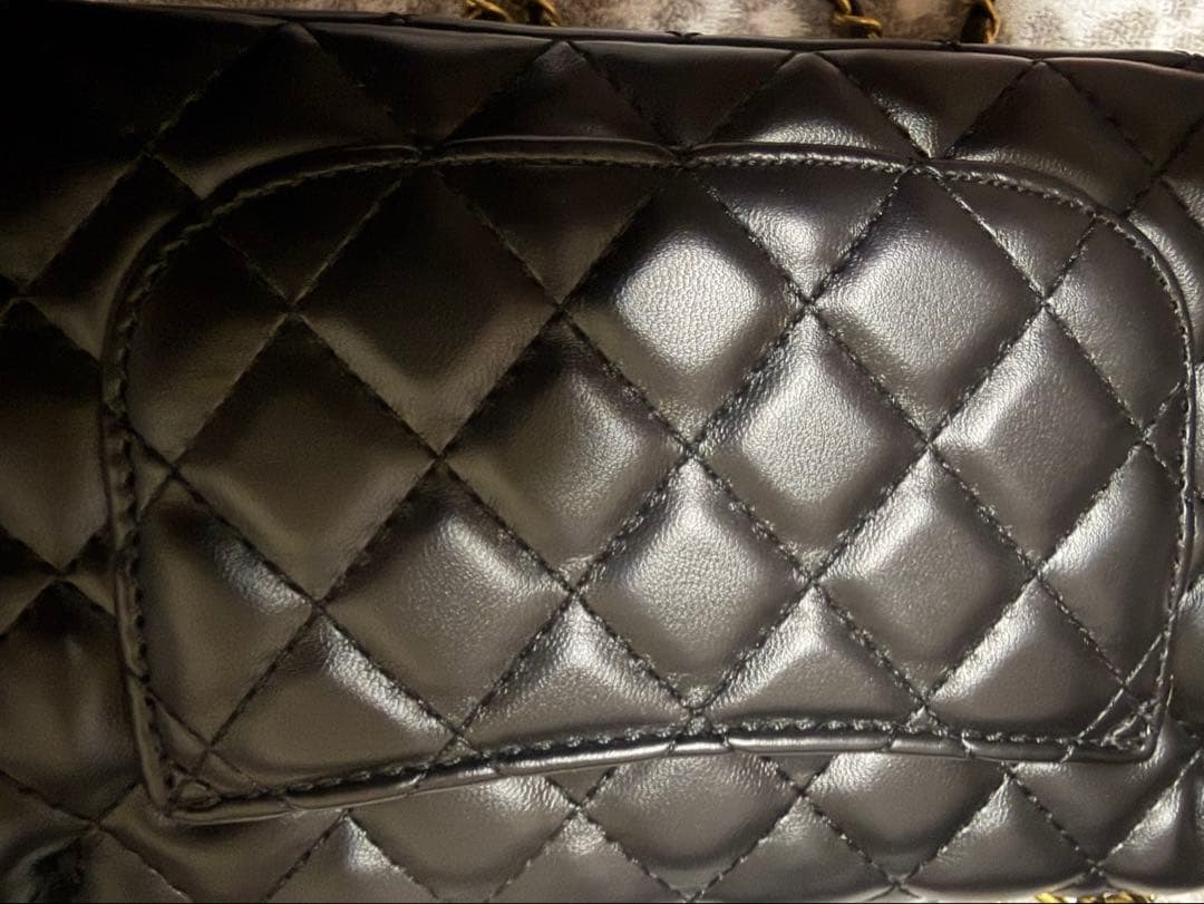 CHANEL MAKEUP ハンドルゴールドプレート　キルティング　バッグ