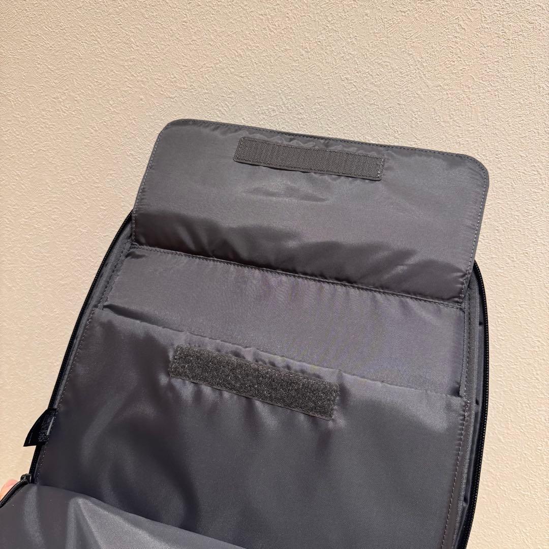 美品✨2025年モデル✨ユニクロ ファンクショナルバックパック 黒　36L