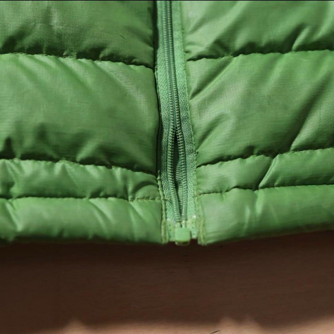 Patagonia 緑色ダウンジャケット