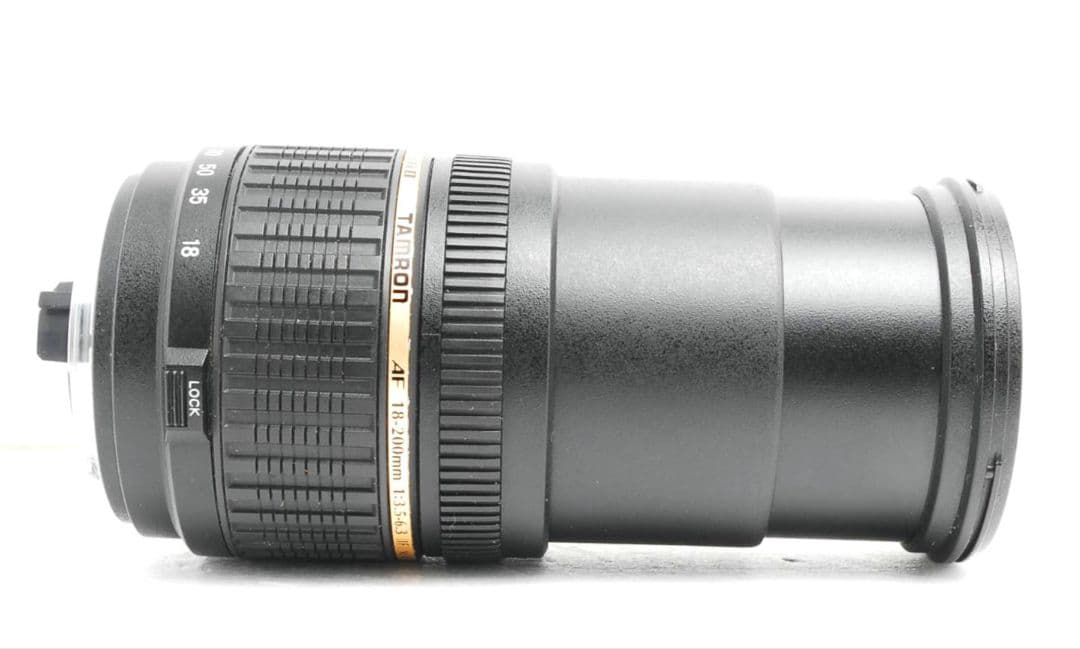 PENTAX K100D 1本で広角から望遠レンズ　ペンタックス　一眼レフ