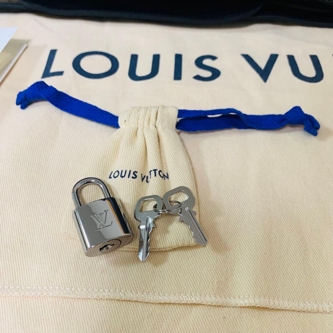 未使用ルイヴィトンキーポルバンドリエール45モノグラム エクリプスボストンバッグ