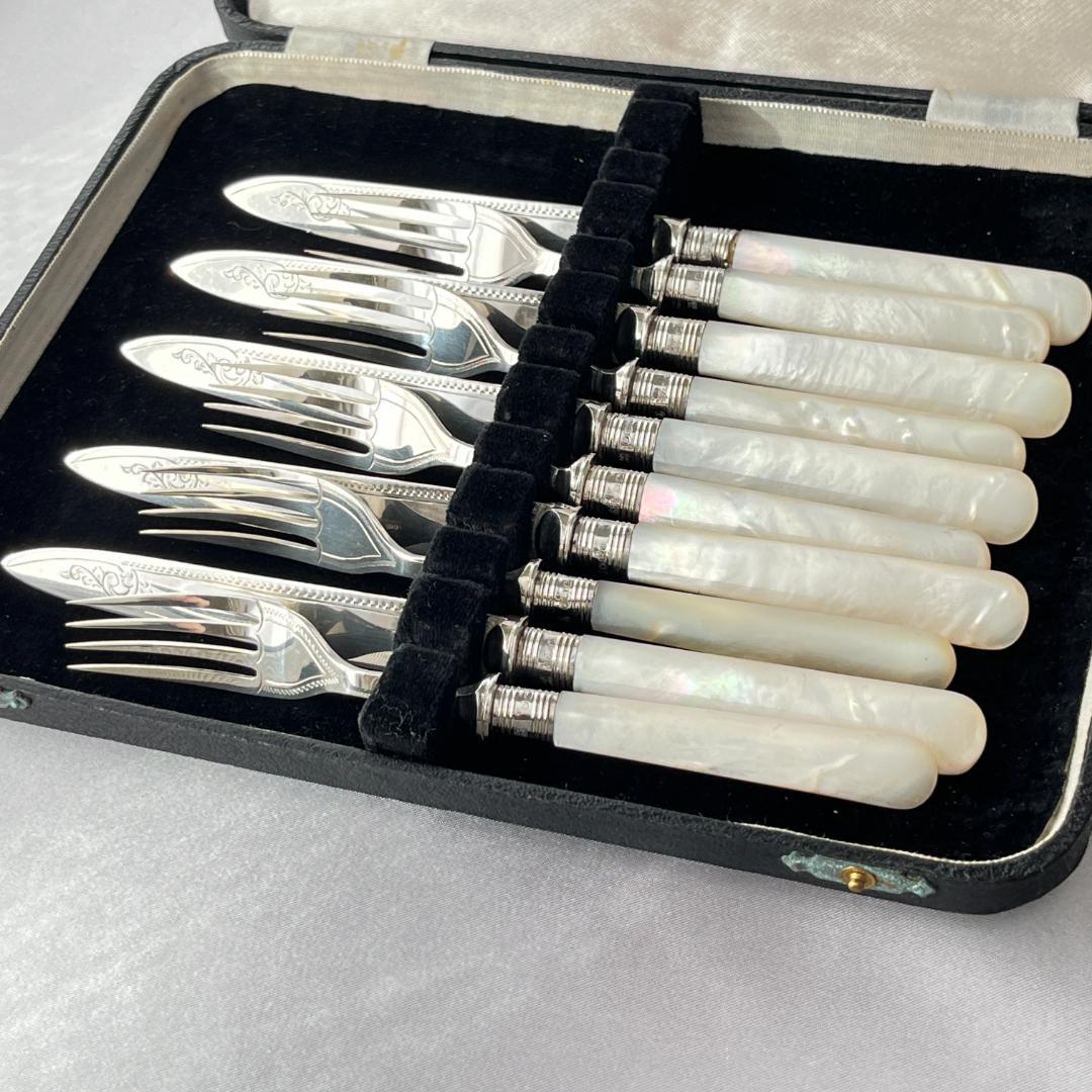 【英国 】【白蝶貝 / 純銀継手】ビクトリアン デザートセット10本 1921年