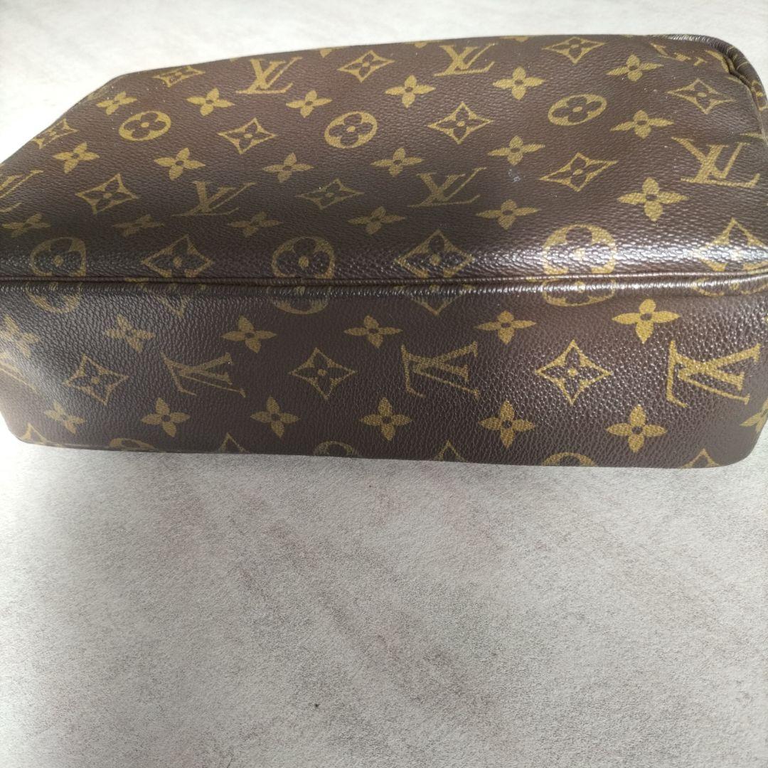 ✿ペンギンちゃん✿LOUIS VUITTON トウルーストワレット28