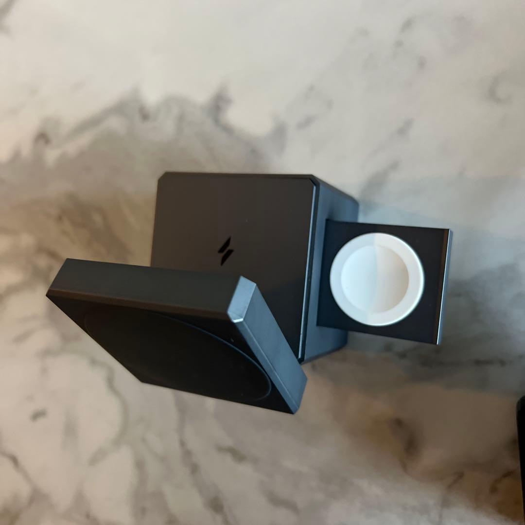 スマホアクセサリー Anker 3-in-1 Cube with MagSafe