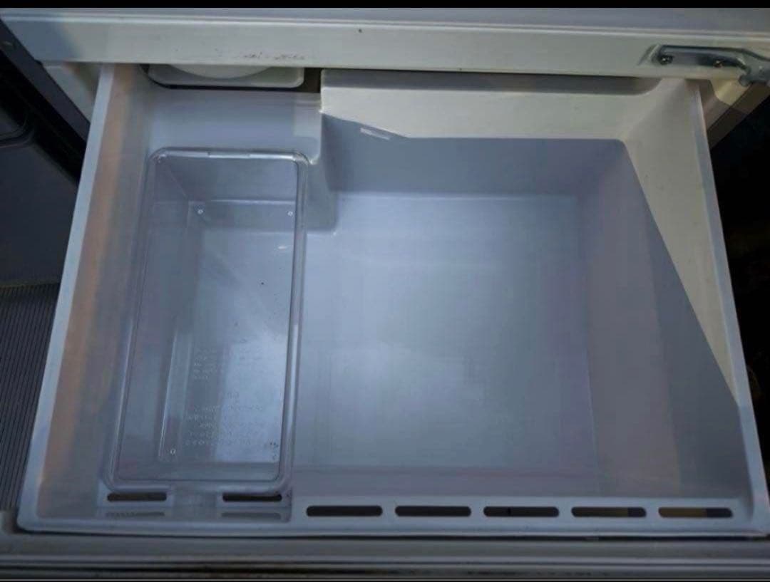 2014年式 272L AQUA 冷蔵庫 AQR-271C