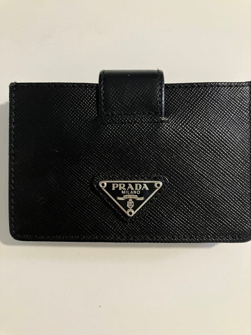 PRADA プラダ レザー　カードケース 名刺入れ