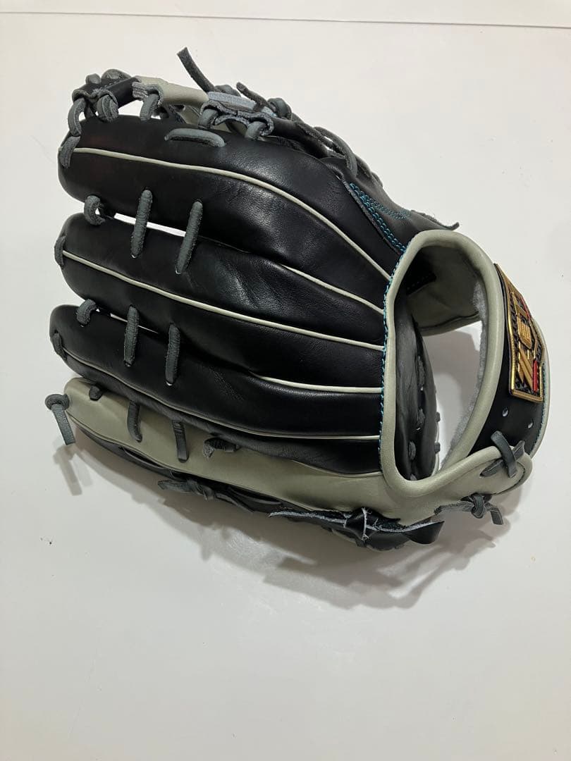 ベスビー ゼットプロステイタス、軟式内野用、源田モデルグローブ