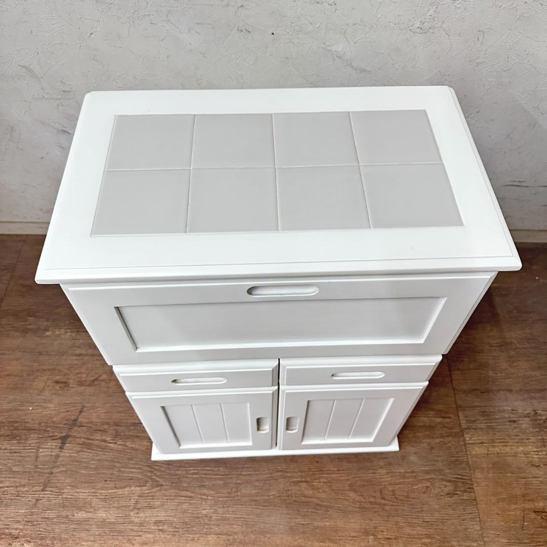 【新品・未使用】　キッチンワゴン　天板タイル　キャスター付き　収納