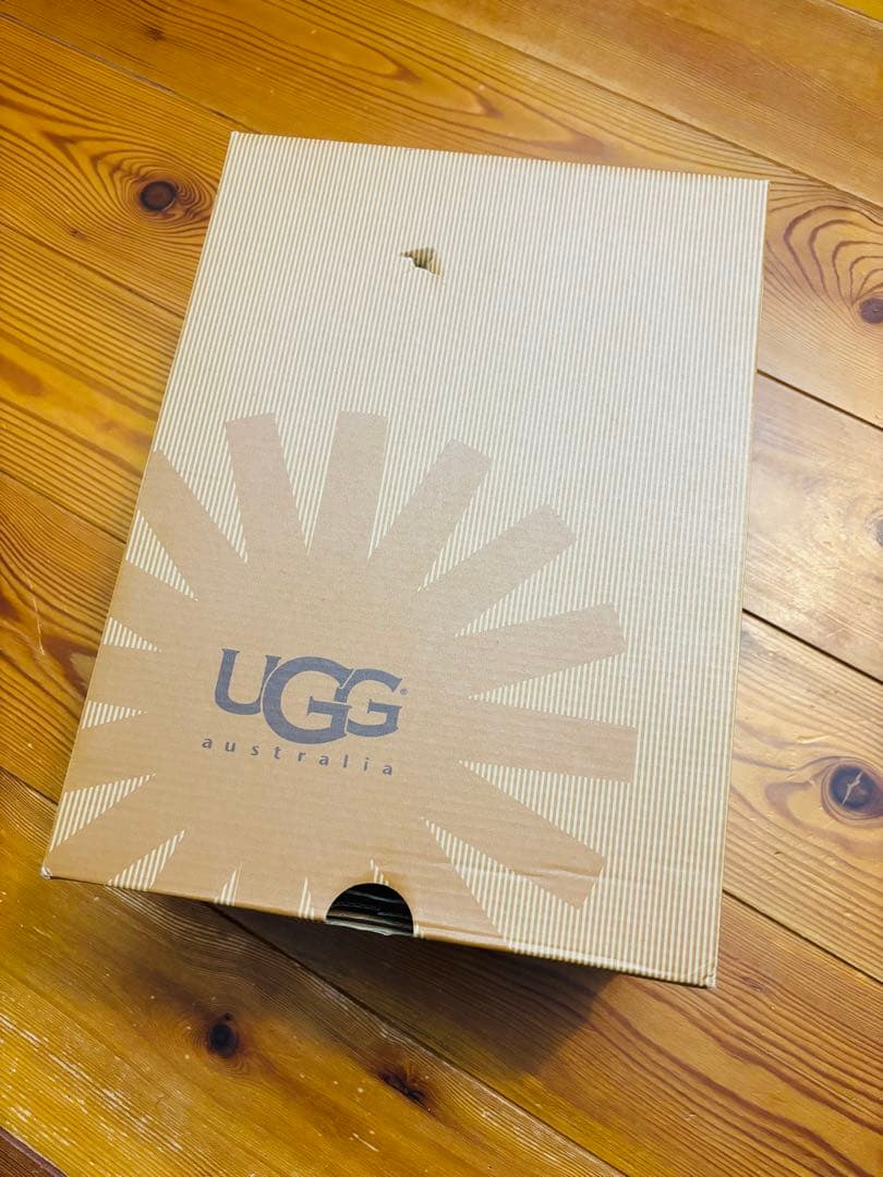 UGG クラシックミニ　ブーツ　 Chestnut W7