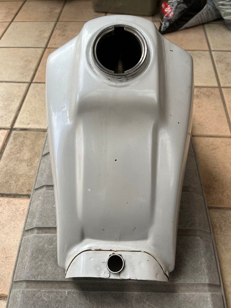 TW200用純正タンク　TW225