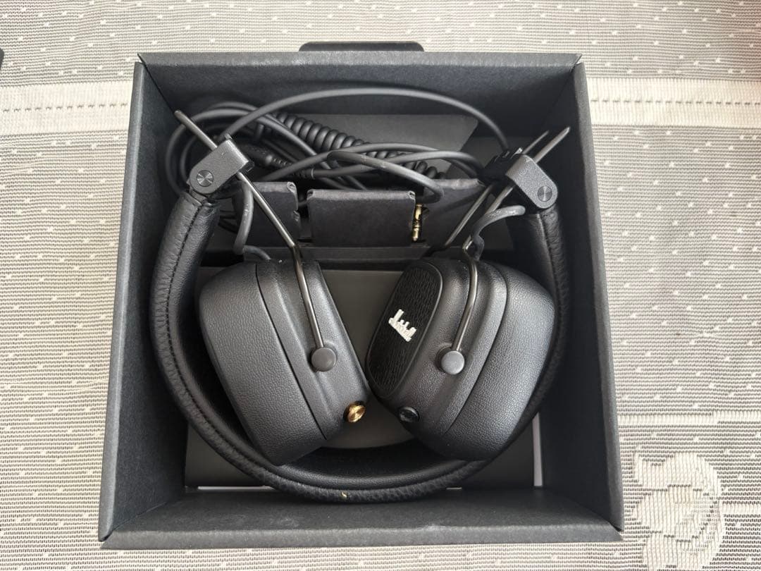 【ほぼ未使用】Marshall Major V ヘッドホン ブラック 付属品完備