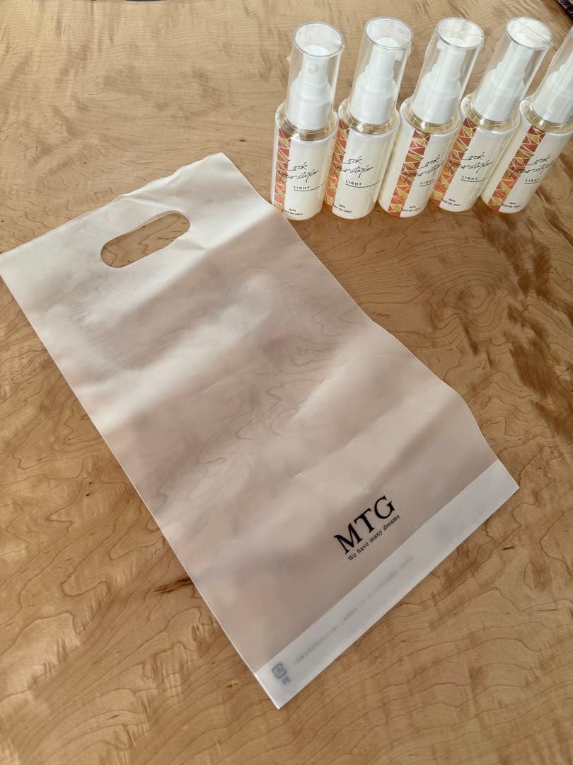 リファ ロックオイル 100ml 新品未使用 未開封 5本　袋5枚付き