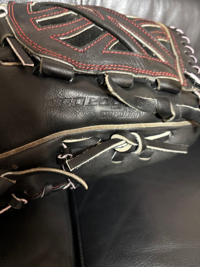 横*山様 エスケスケイプロエッジ硬式ピッチャー用グラブ