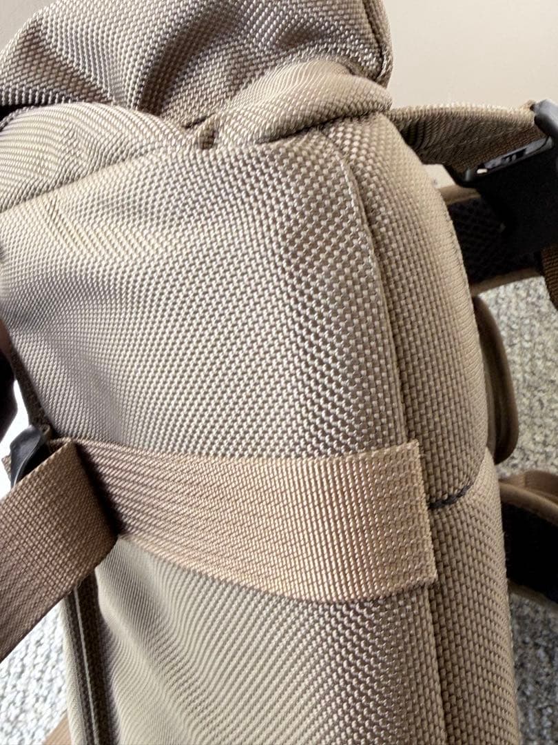 DSPTCH ディスパッチ　バックパック　リュックサック　美品　ベージュ