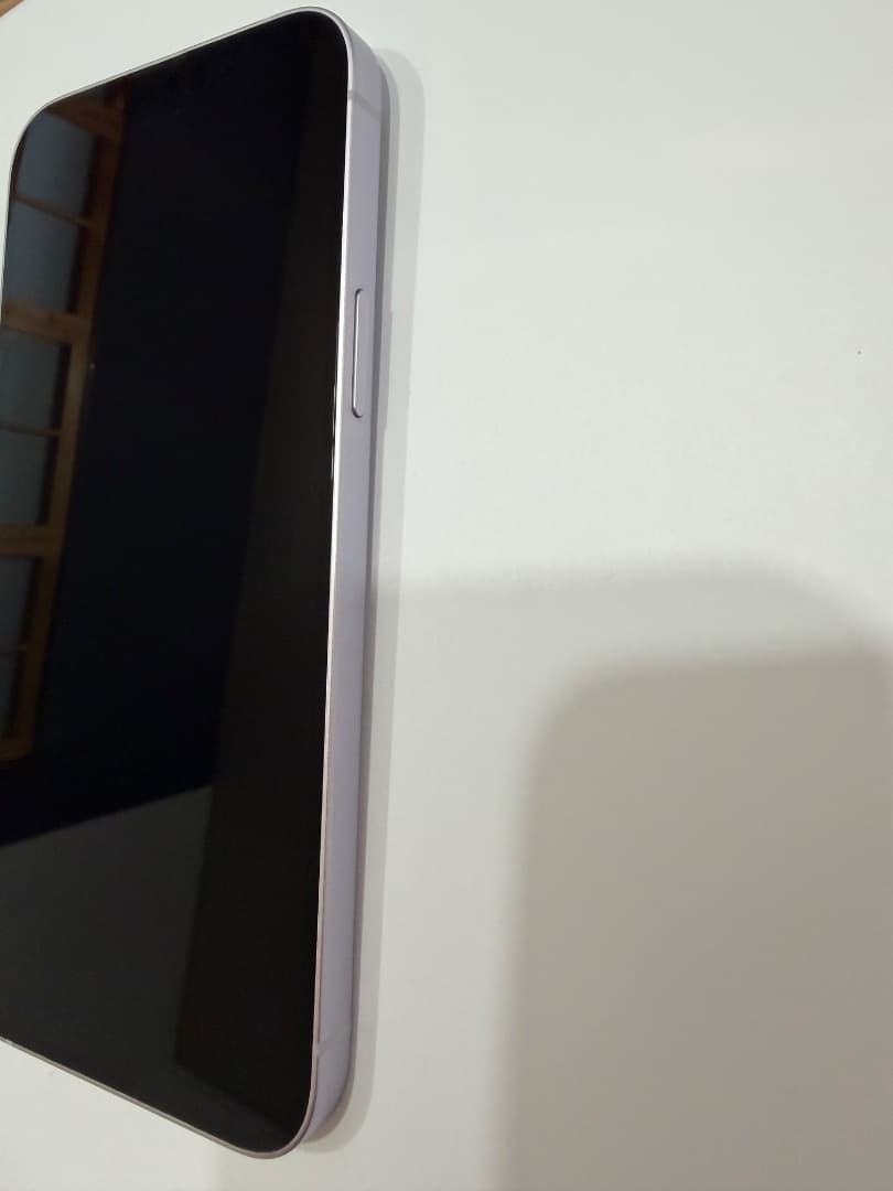 【美品】iPhone 14 Plus 256GB パープル（Appleストア版）