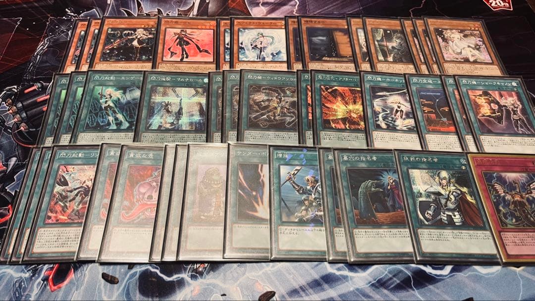 【遊戯王OCG】閃刀姫デッキ　3重スリーブ＋おまけ付き