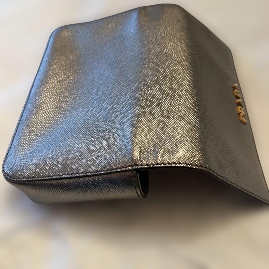 ◆PRADAプラダ◆パーティバッグクラッチバッグポーチ◆シルバー