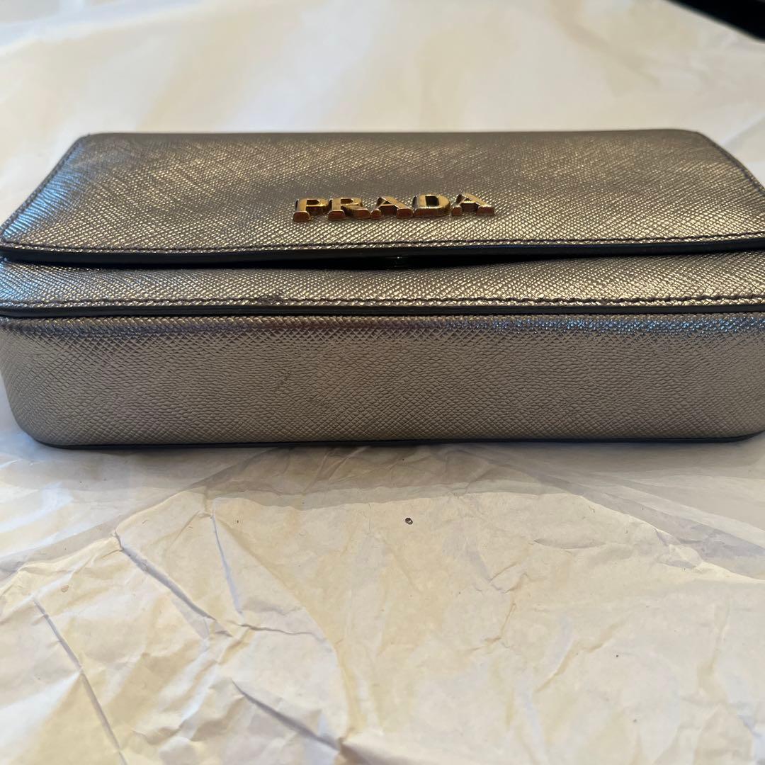 ◆PRADAプラダ◆パーティバッグクラッチバッグポーチ◆シルバー