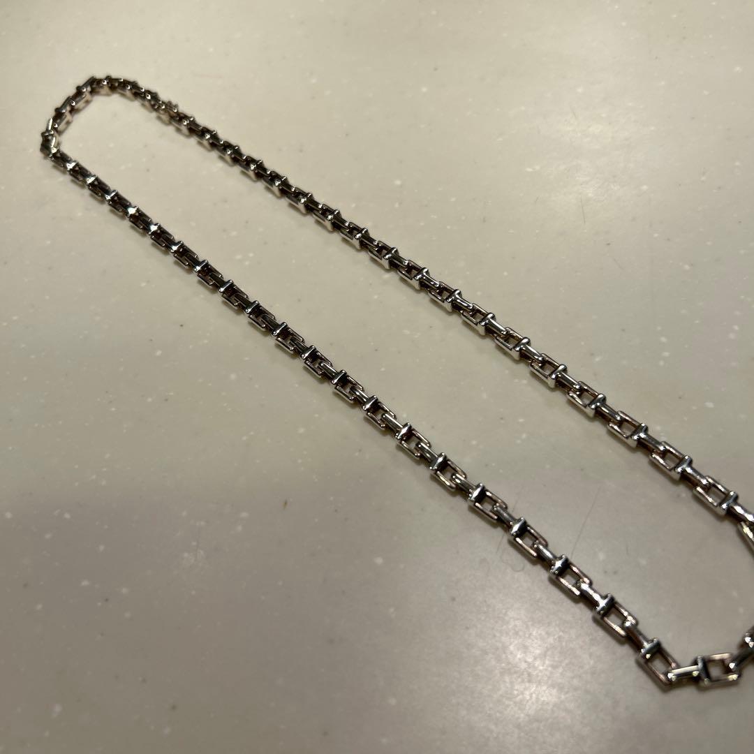 ティファニー　ナローTチェーンネックレス