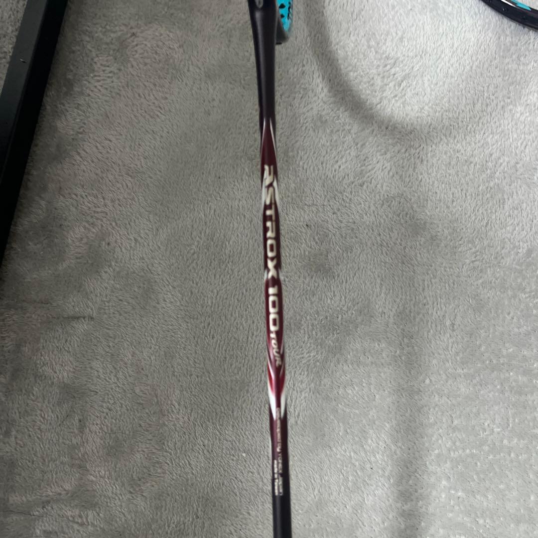 みっちゃん　バドミントン　ラケット　アストロクス100zz tour