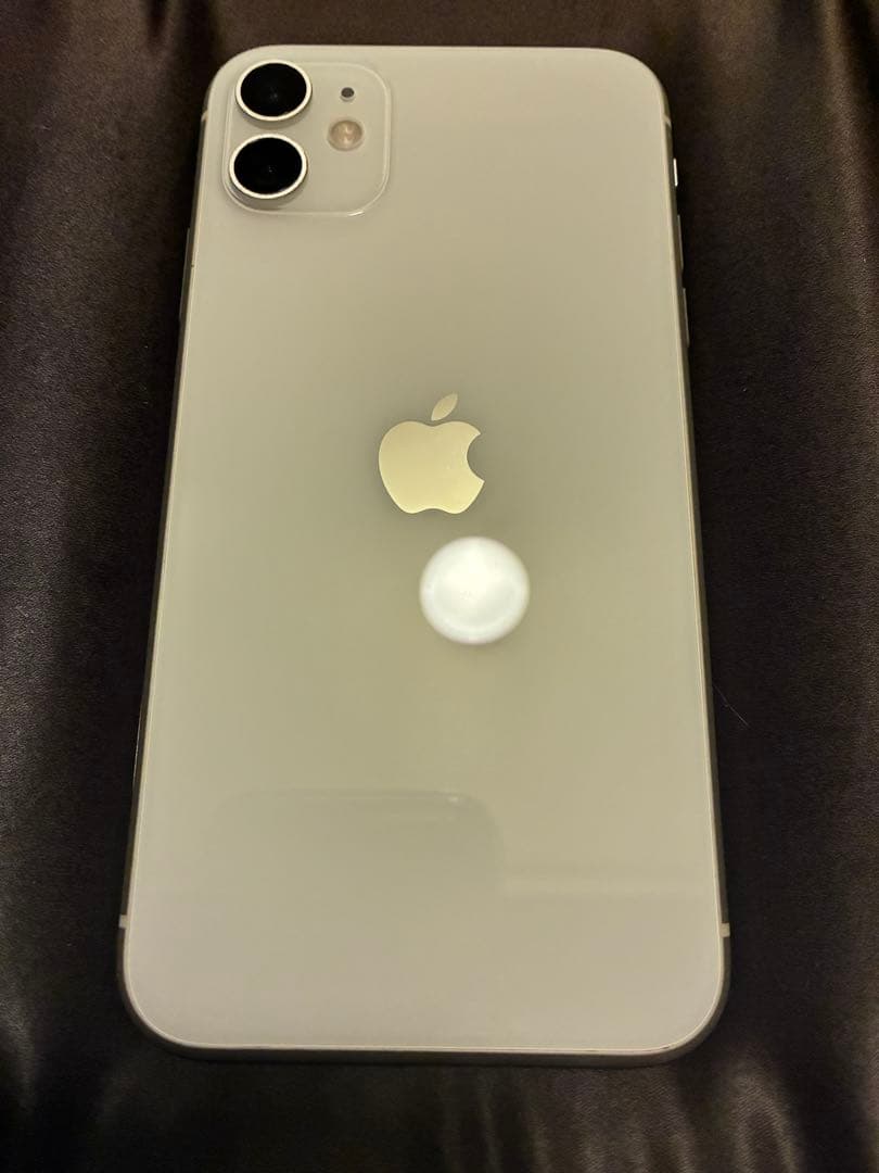 極美品 バッテリー新品100% iPhone11 128gb 箱 強化ガラスつき