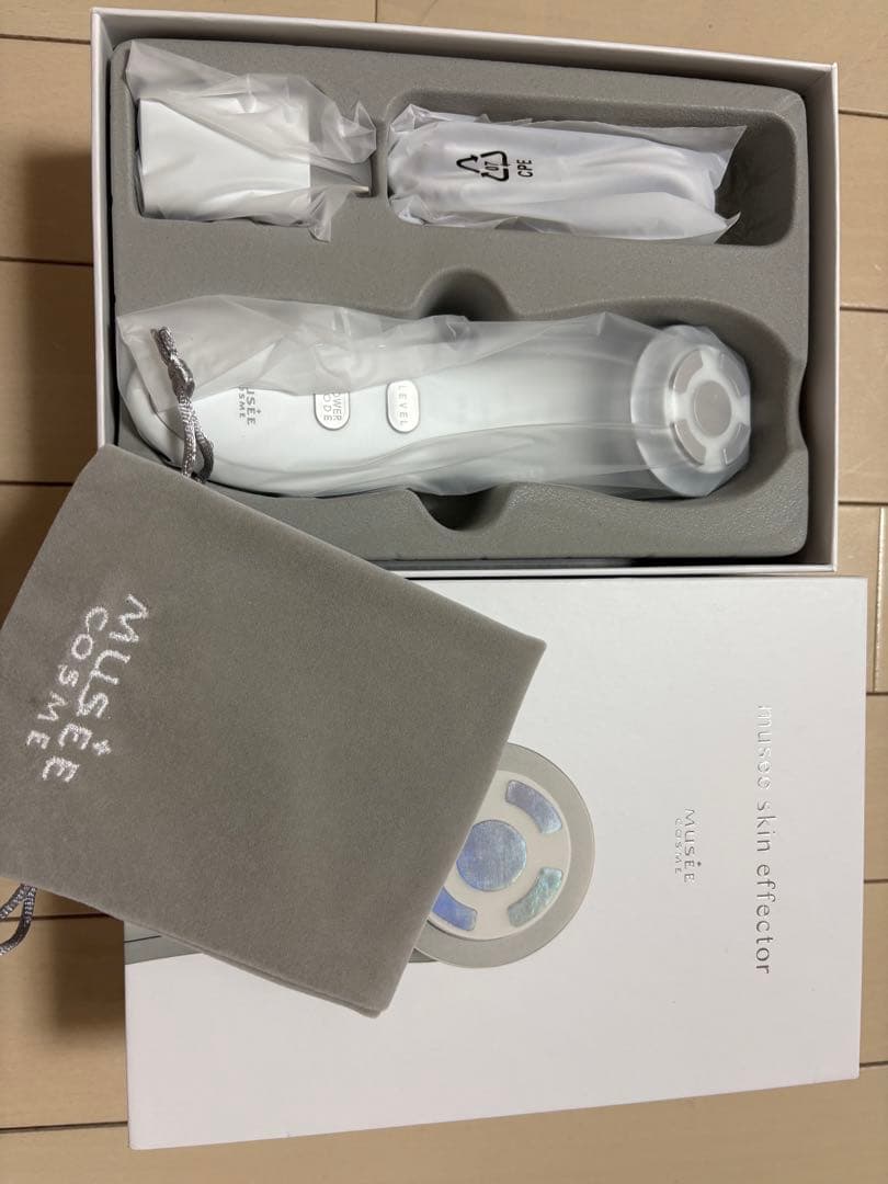 美顔器　ミュゼ　MUSE COSME ハイフスキンエフェクター