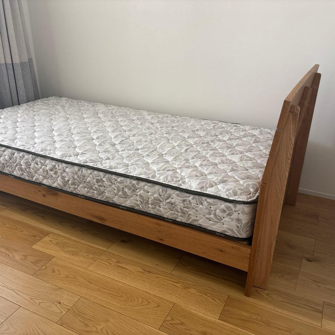 sertaマットレス＋sembellaベッドフレーム