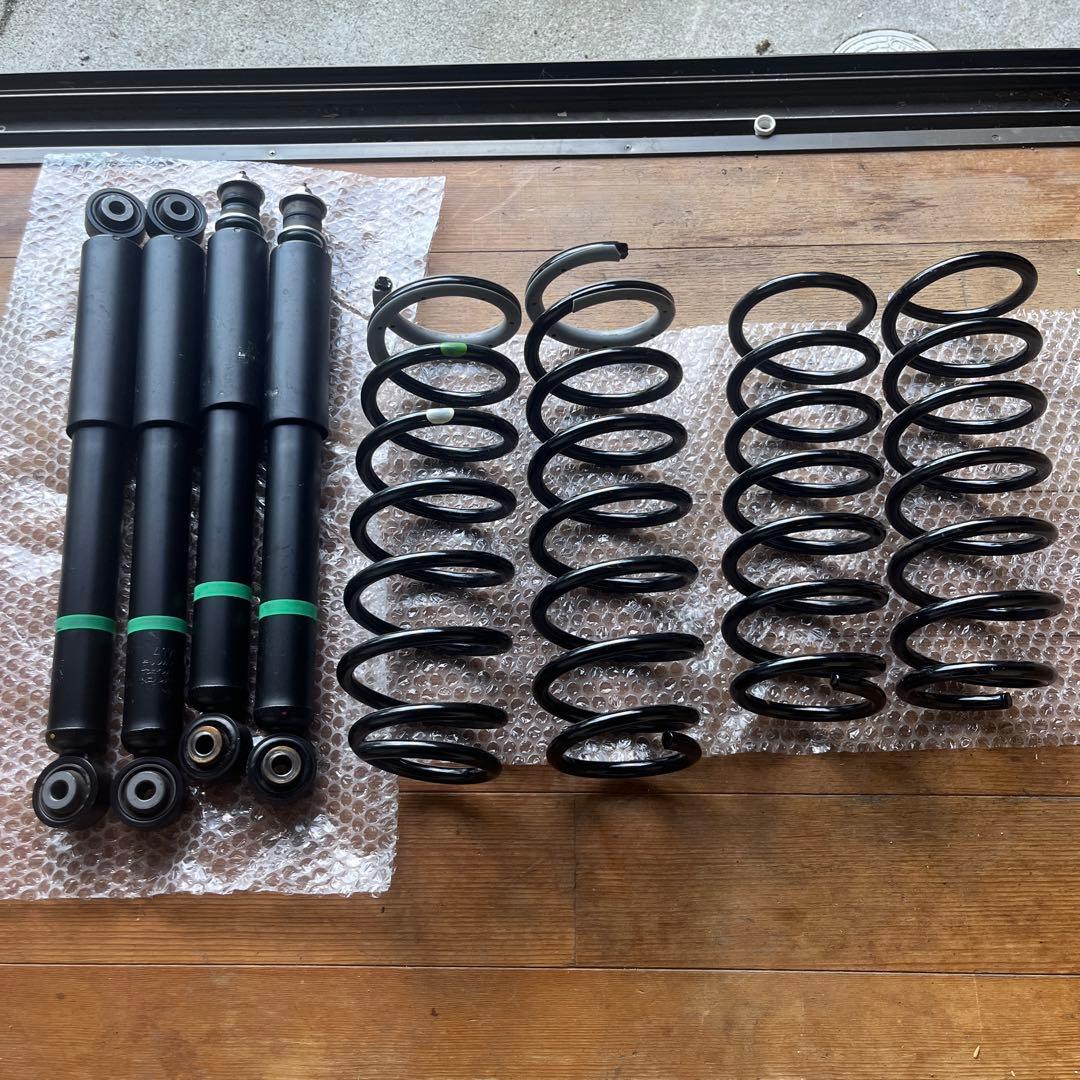 ※明日削除予定　ジムニー　シエラ　JB74 サスペンション　スプリング一式