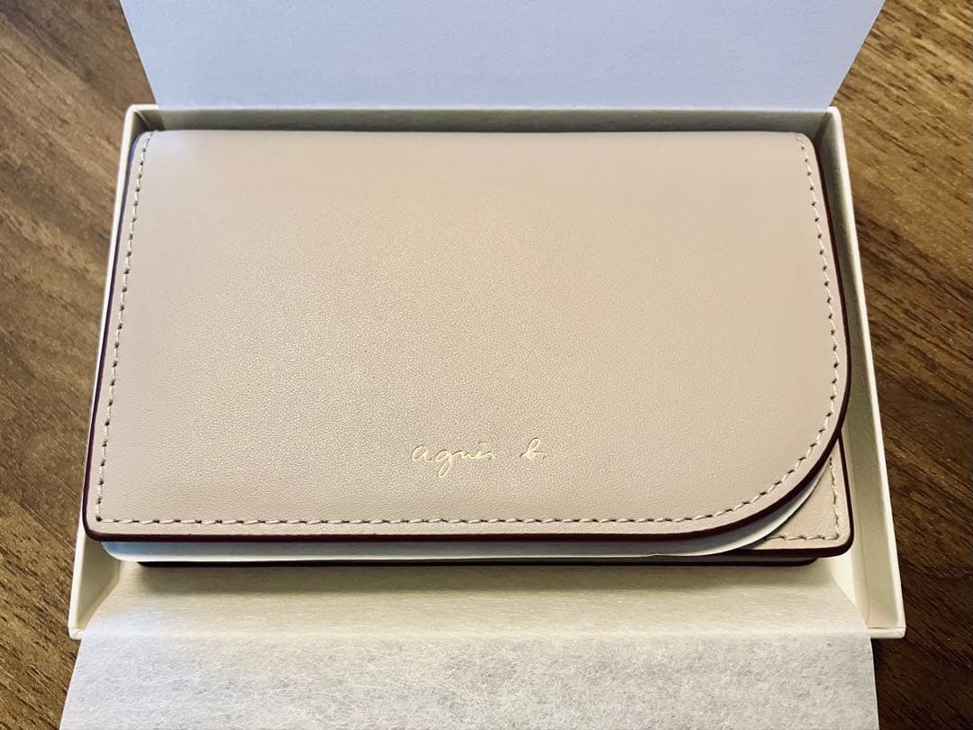 【新品未使用】agnes b. 名刺入れ　カードケース　箱・保証書付き