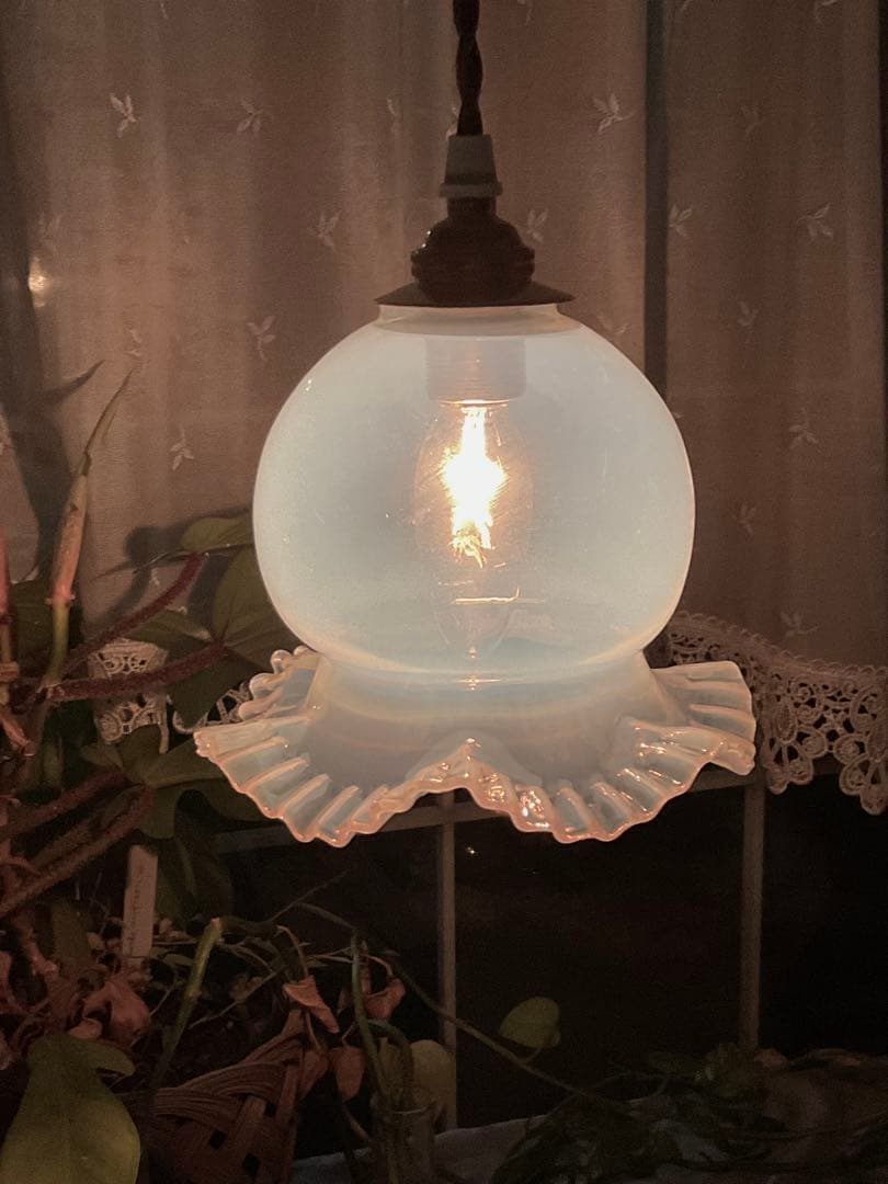 みーちゃん「美しいオパールセントガラスのランプシェード」シェードのみ