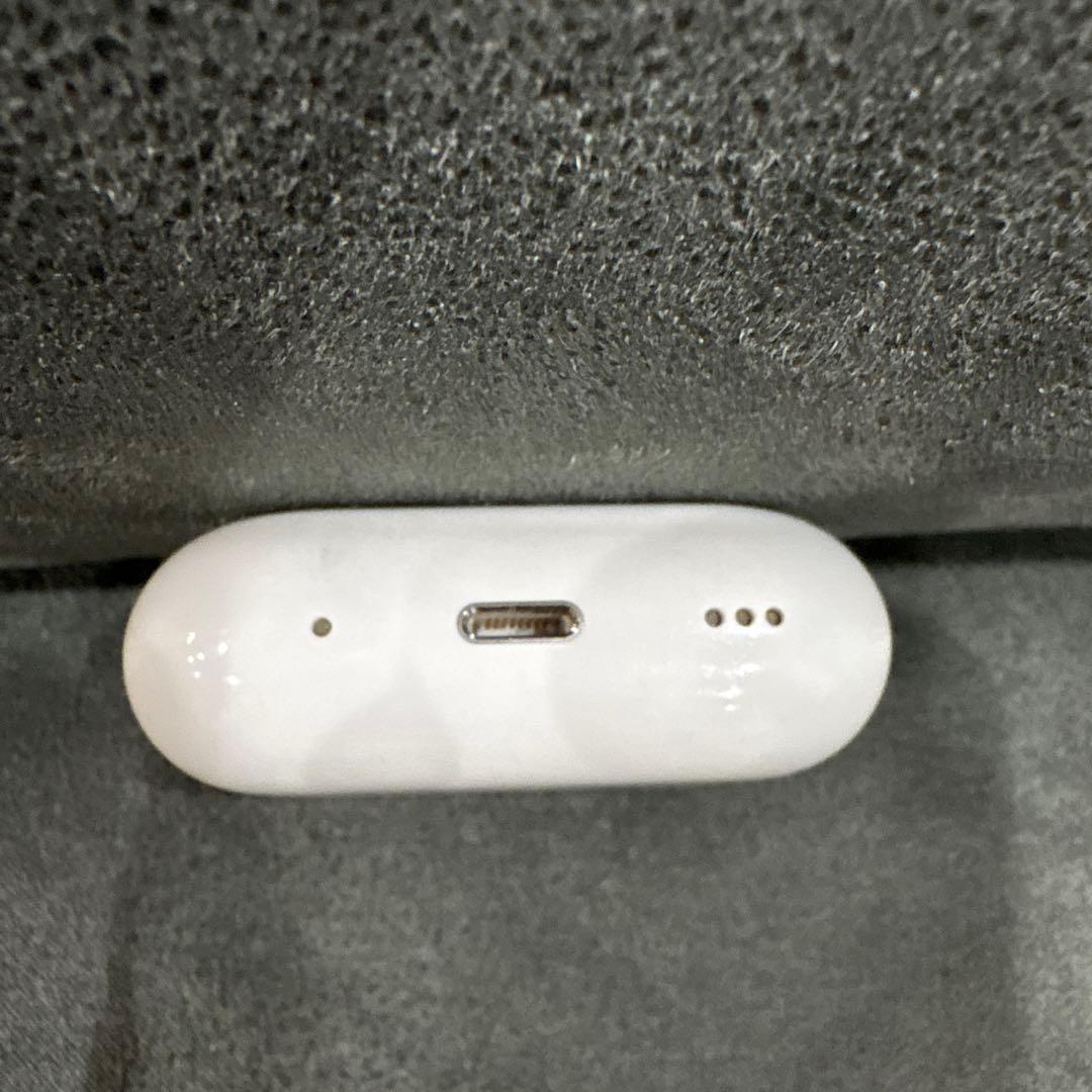 Apple AirPods Pro 第2世代　ワイヤレスイヤホン　ライトニング