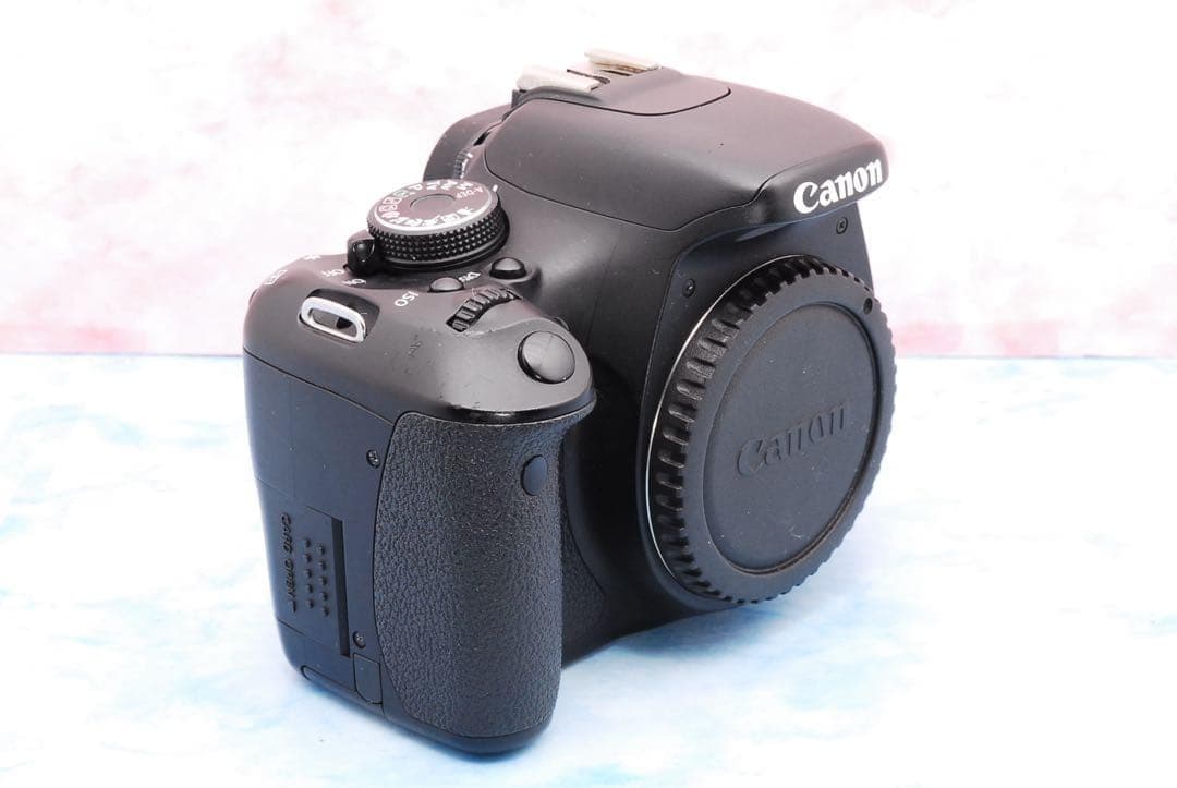キャノン Kiss X5☆一眼レフカメラ☆初心者向け☆簡単操作☆バッグ付