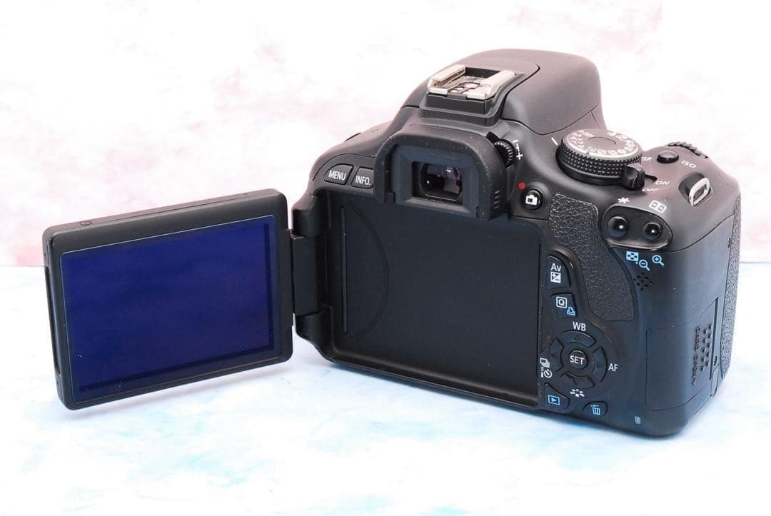 キャノン Kiss X5☆一眼レフカメラ☆初心者向け☆簡単操作☆バッグ付