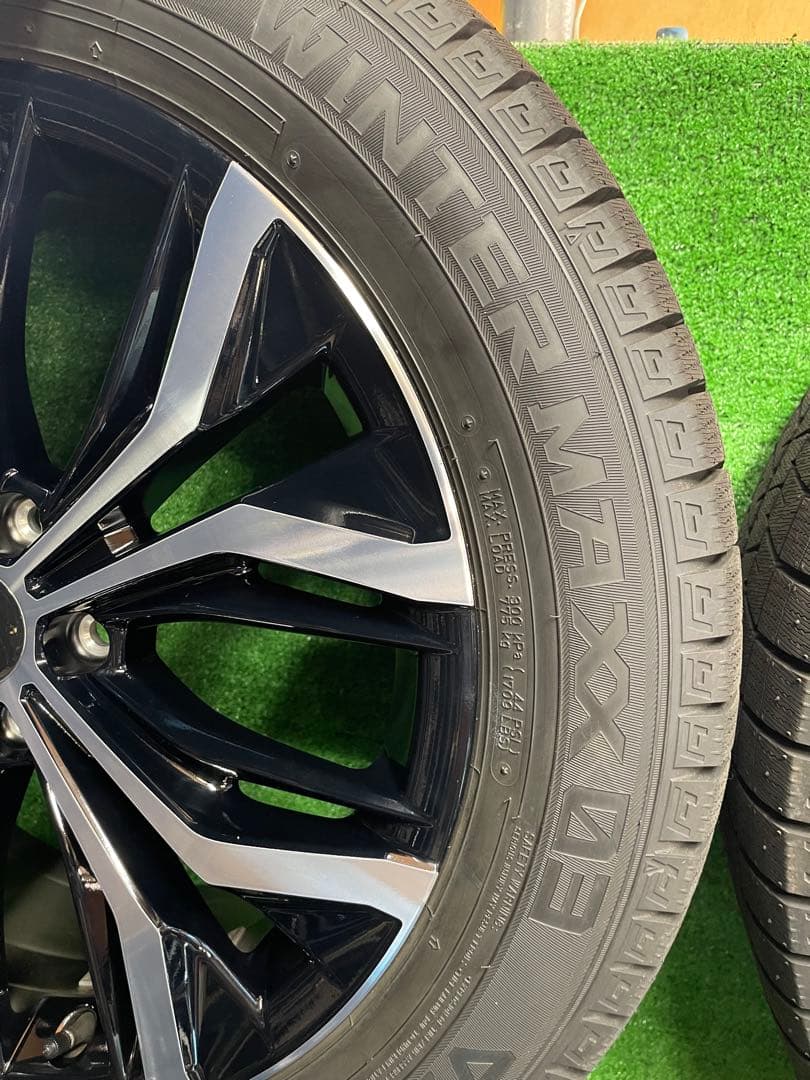 クラウンクロスオーバー　純正 19インチ 225/55R19 4本スタッドレス