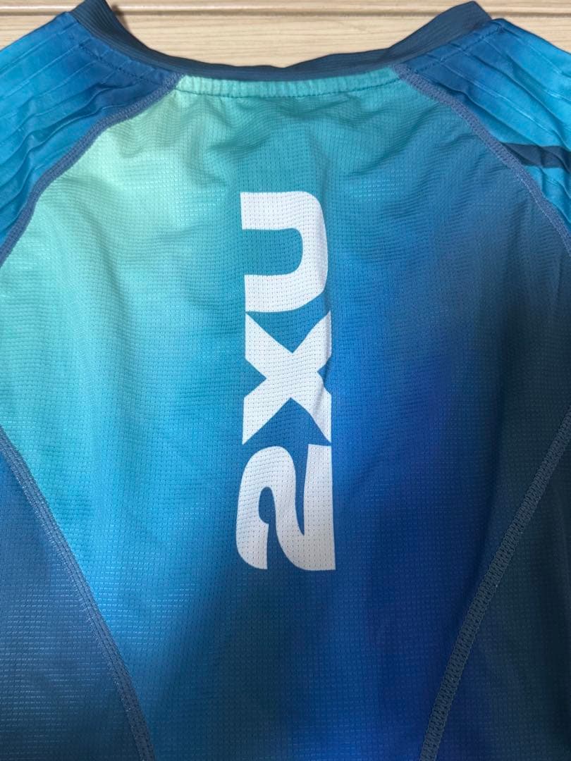 2XU AERO SLEEVED TRISUITスプリンググリーン/マジョールS