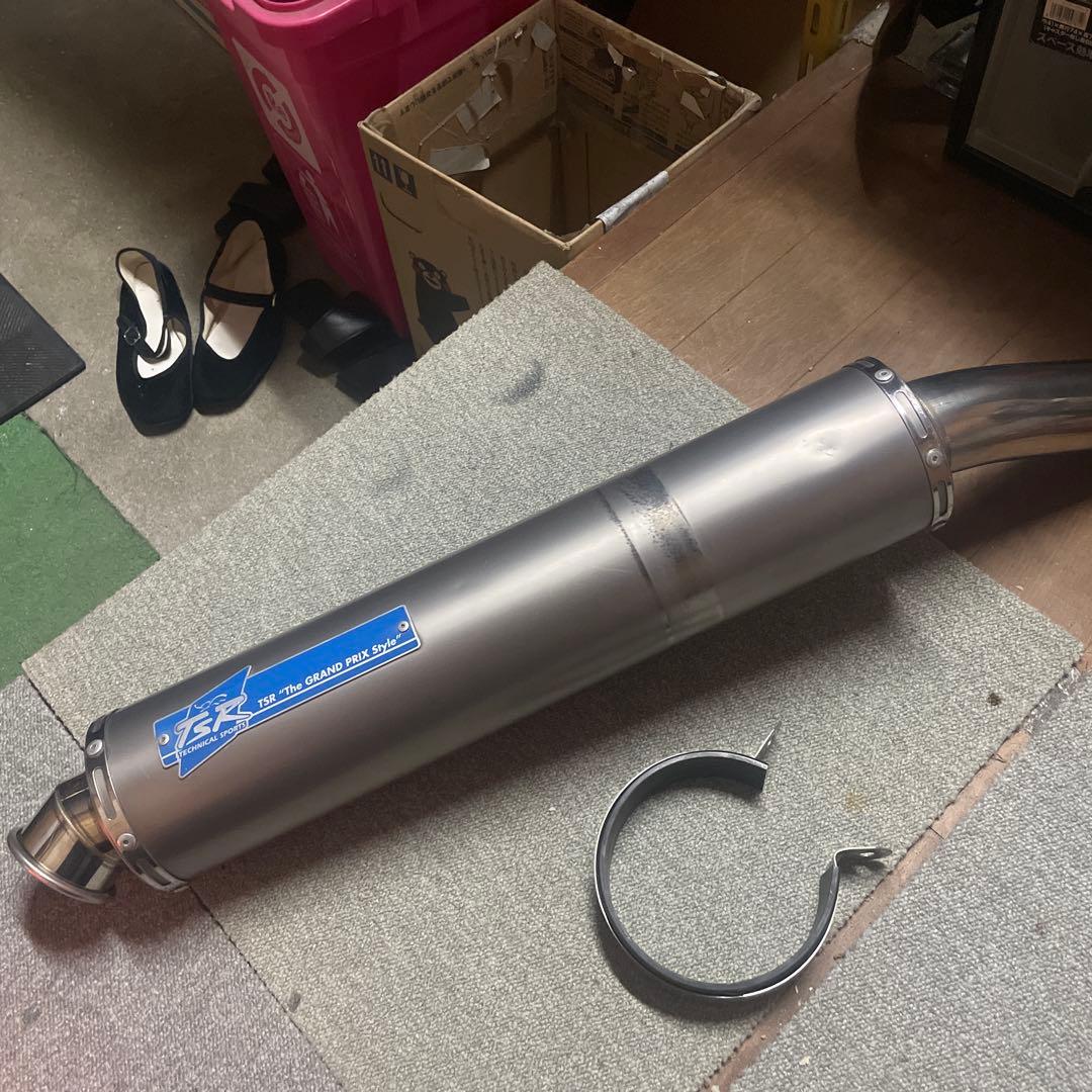 CB１３００TSR マフラー へこみ傷あり