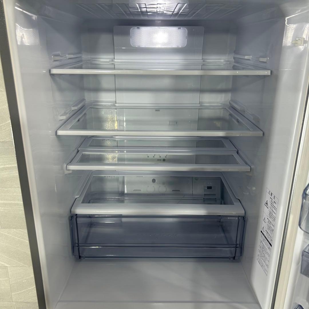 AQUA 4ドア 冷蔵庫 355L ファミリータイプ 2022年製 d4402