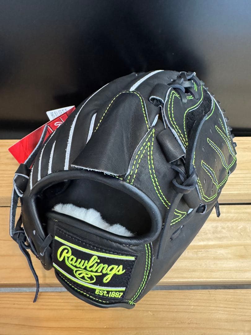 超高級品！ローリングス 硬式用グローブ 投手用 定価46,200円税込