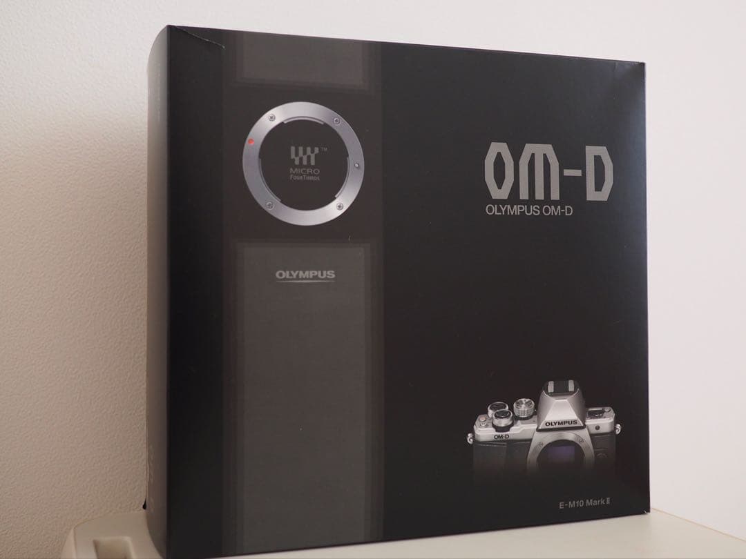 【名機 OLYMPUS】OM-D E-M10 MarkⅡ ダブルズームキット