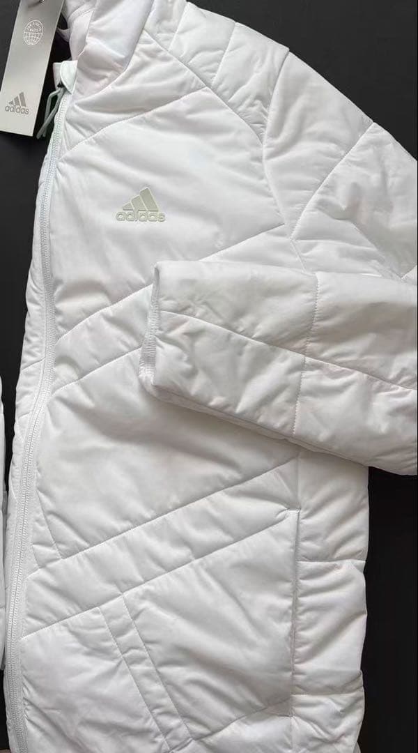 S早い者勝ち‼️ 新品　即日発送アディダスゴルフ女性中綿セットアップ