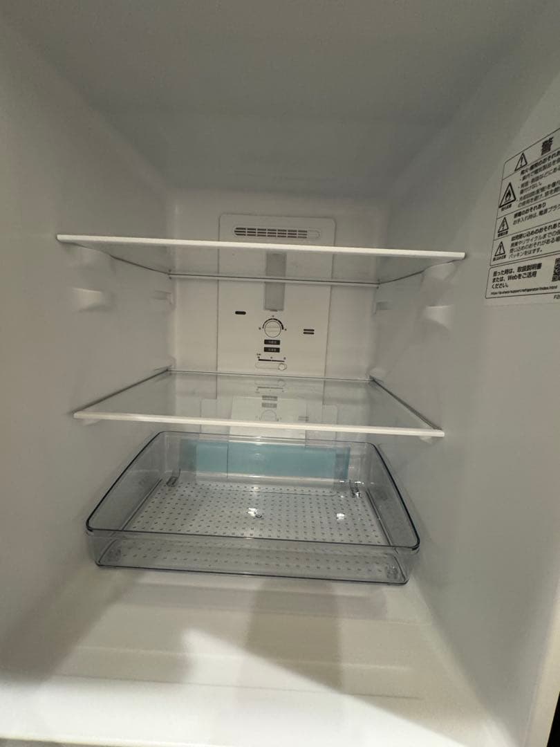 シャープ　SHARP 冷凍冷蔵庫　　　SJ-D15P-H 黒色　152L 両開