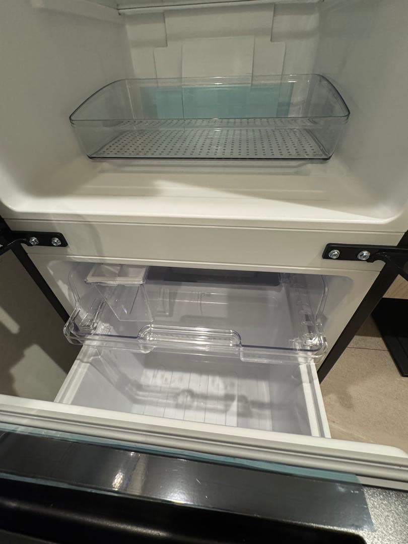 シャープ　SHARP 冷凍冷蔵庫　　　SJ-D15P-H 黒色　152L 両開