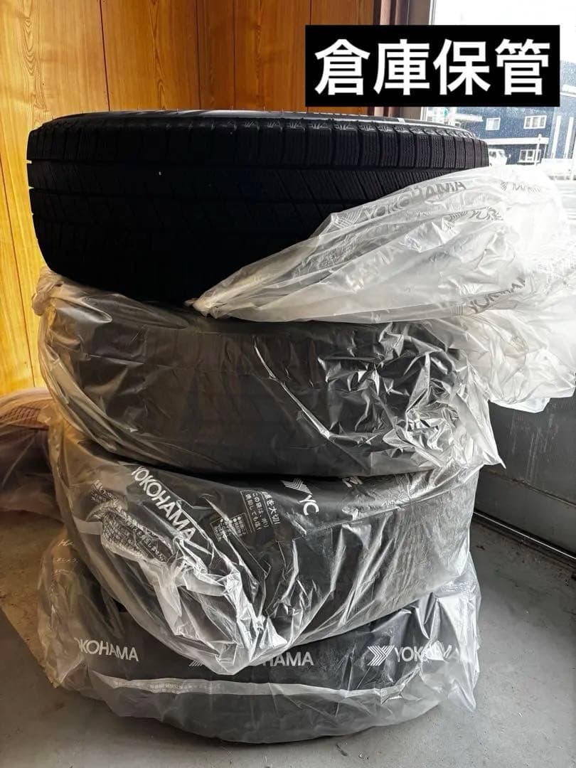 BRIDGESTONE BLIZZAK 225/60R18 レフィナーダ